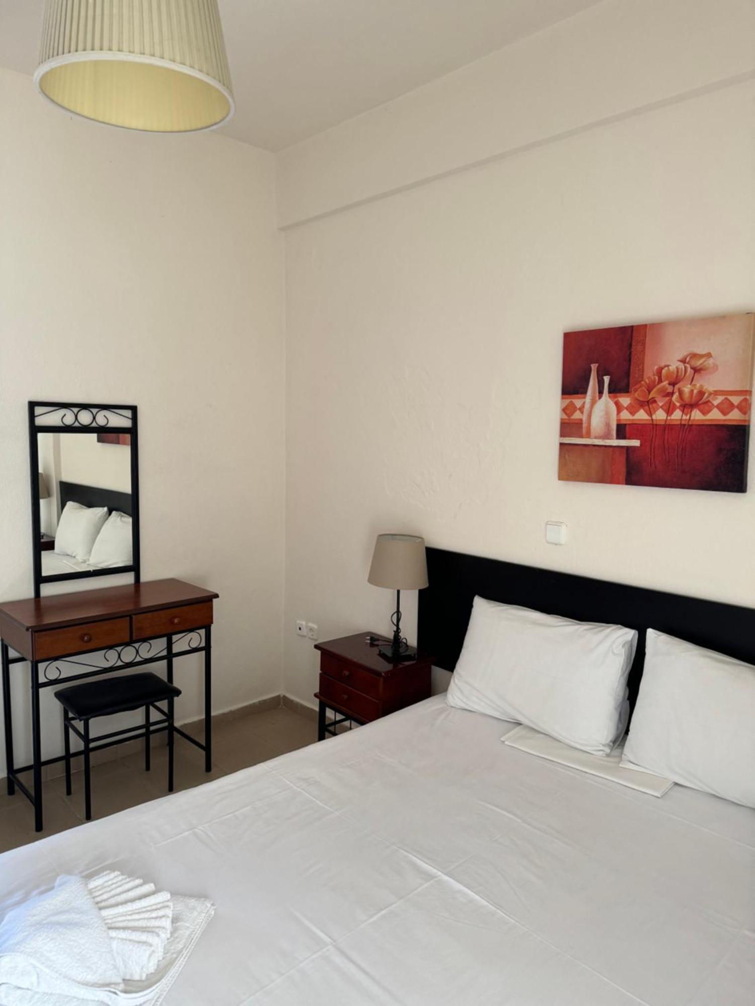 Hotel Dafnes House Fourka Exterior foto
