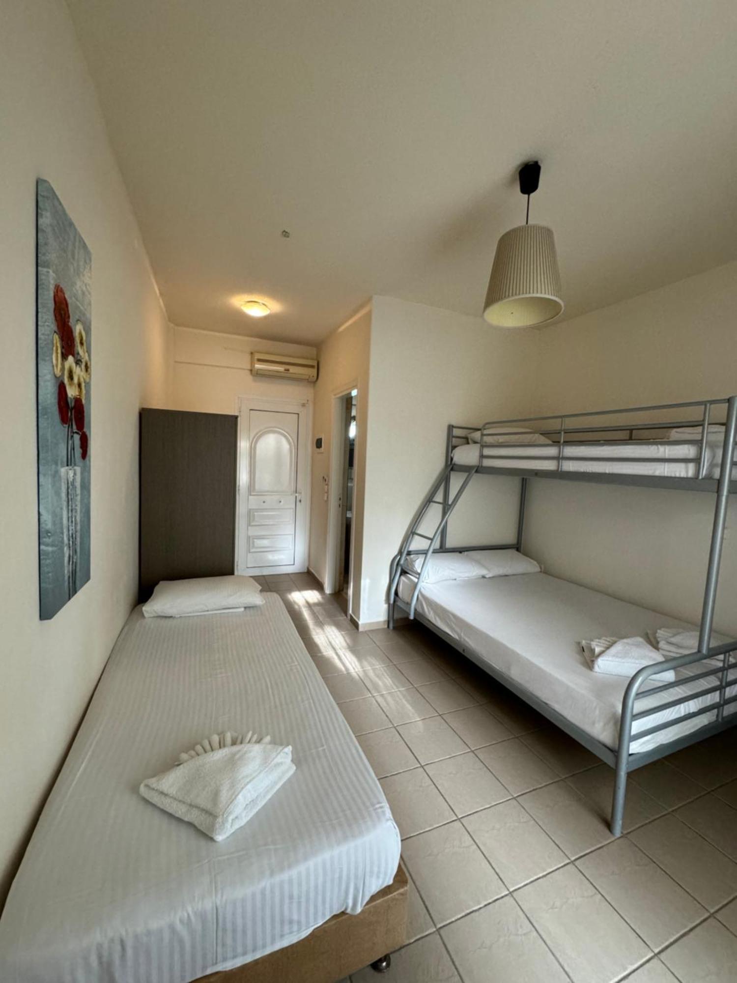 Hotel Dafnes House Fourka Exterior foto